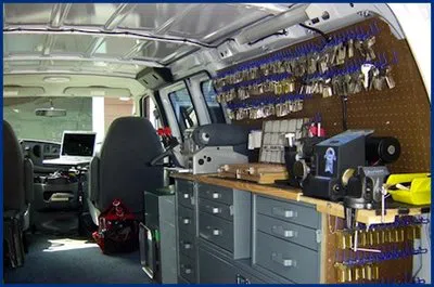 Advantage Locksmith Store Portland, CT 860-381-0279 - 2-mobile-locksmith